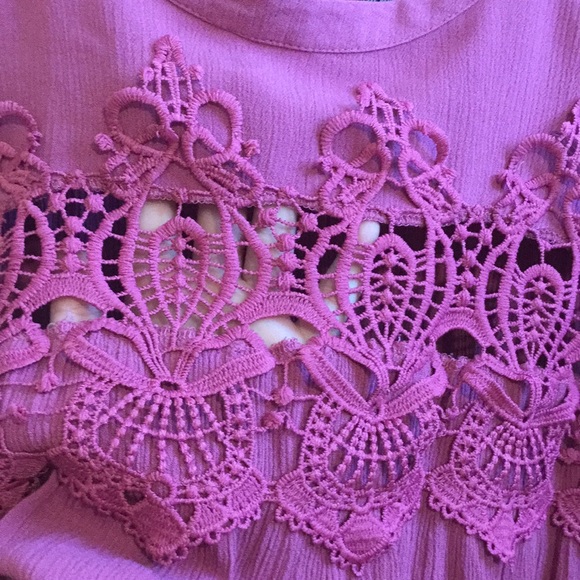 Rue 21 cute lace crop top - Picture 7 of 7